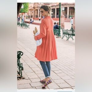 Town and Country coral pleated trench coat M NEW